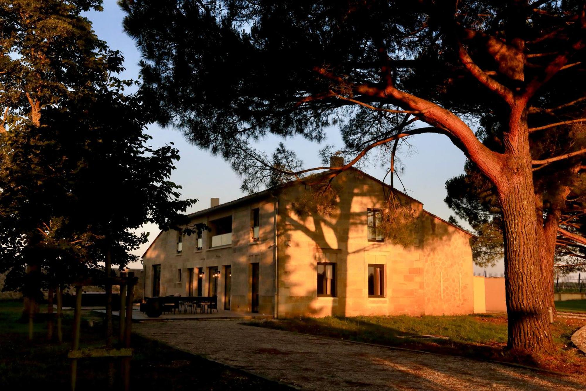 Bed and Breakfast La Chartreuse De Dauzac Labarde Экстерьер фото